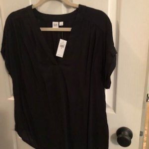 NWT Gap Black Split Neck Popover Blouse